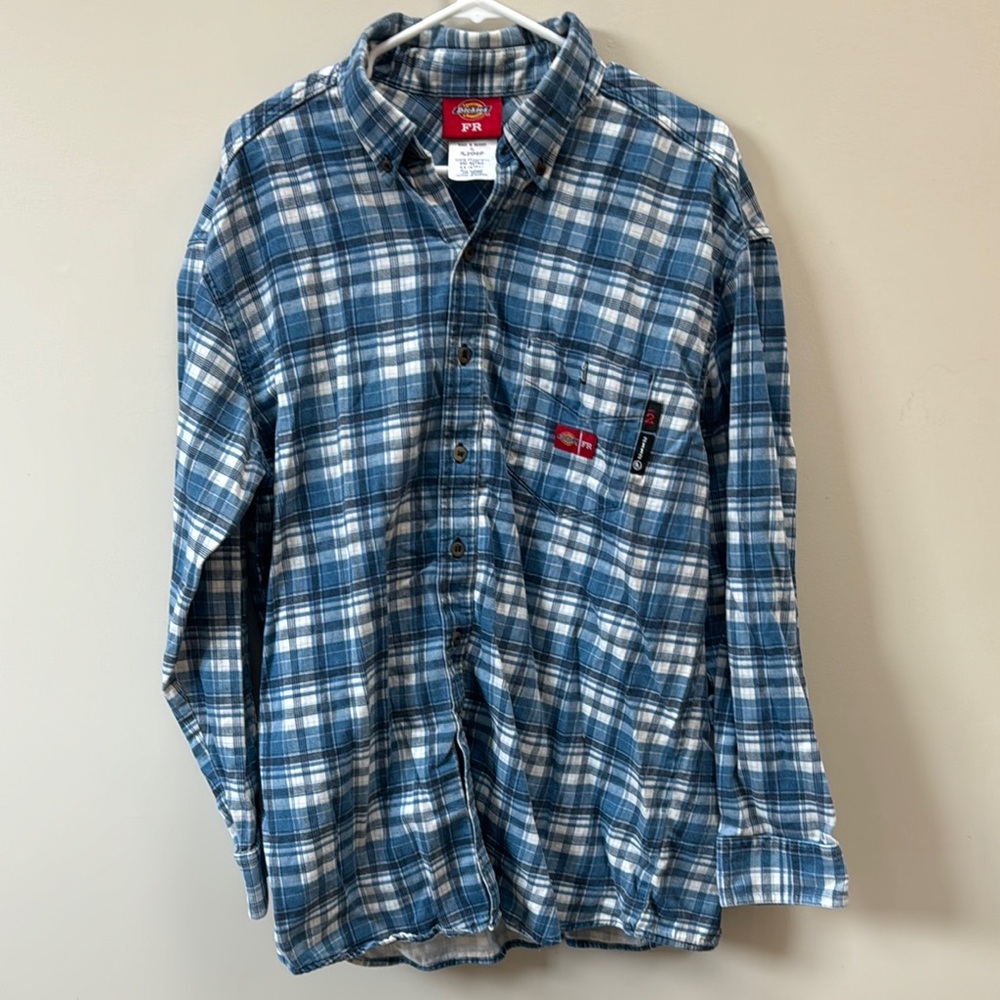 Dickies Blue and White Casual Button Down Shirt